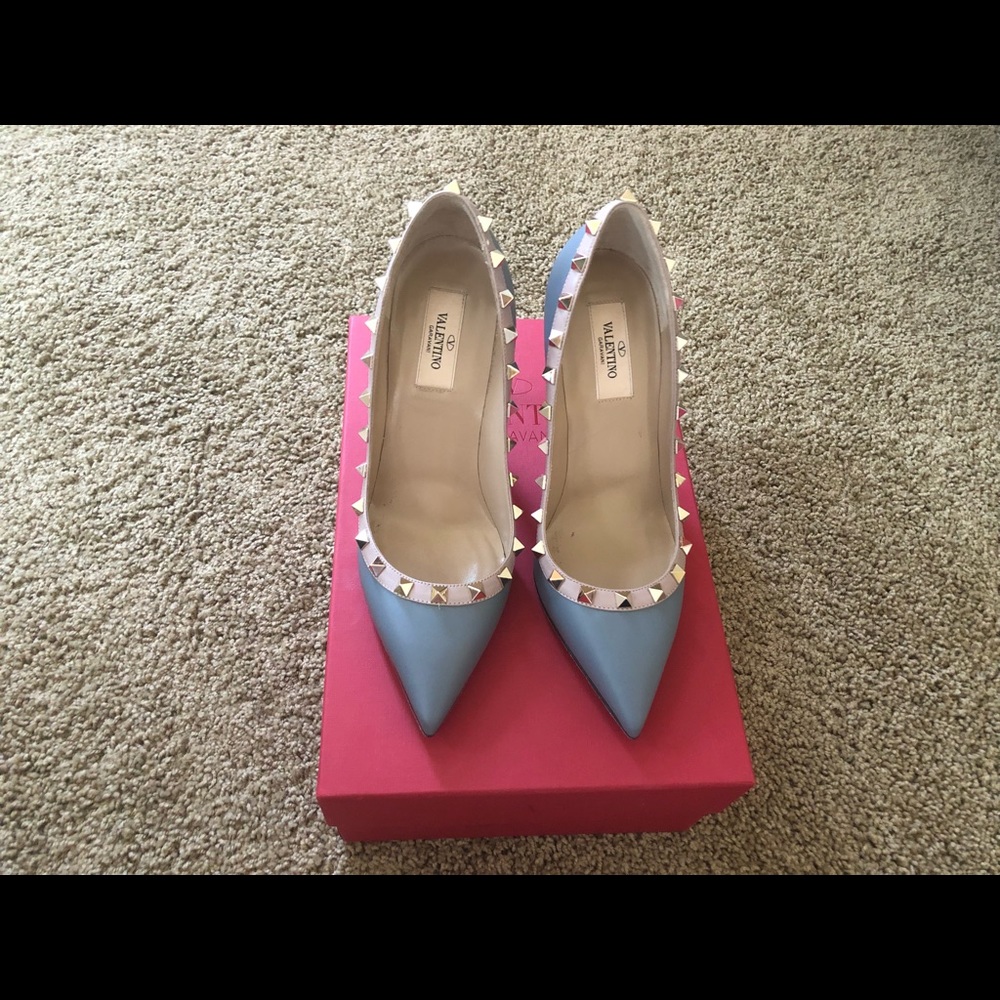 Valentino pumps